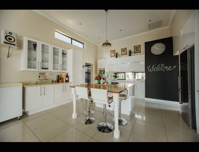 3 BEDROOM HOUSE FOR SALE IN COPPERLEAF ESTATE